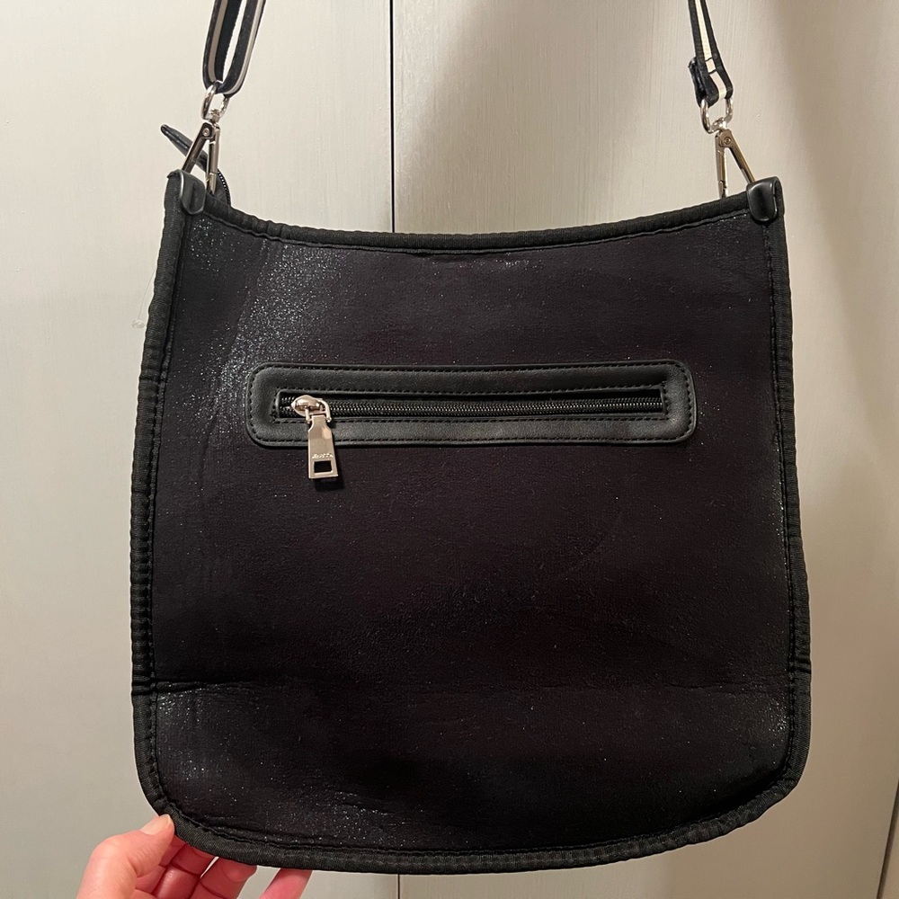 Jen & Co. black shimmer neoprene medium crossbody NWOT